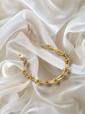 Gold Knot Link Bracelet - Women Jewelry
